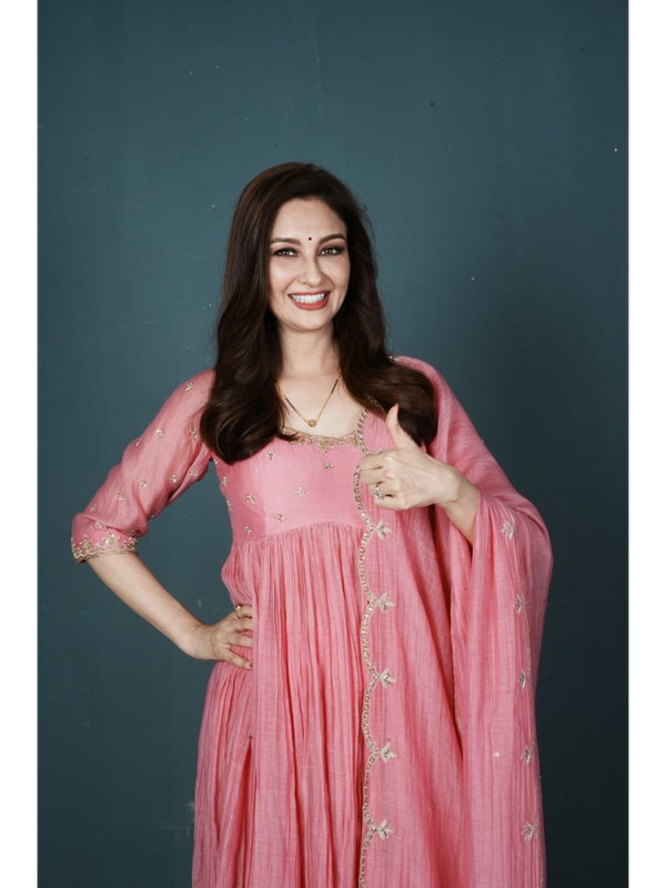 Saumya Tandon in Anarkali Set (SS - 016)